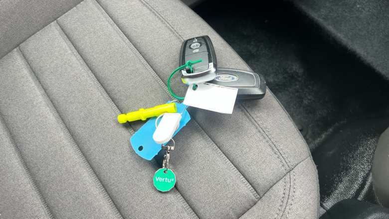 Ford Transit Connect 250 L2 Diesel 1.5 EcoBlue 100ps Limited Van